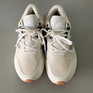 BNWOB Adidas Sneakers